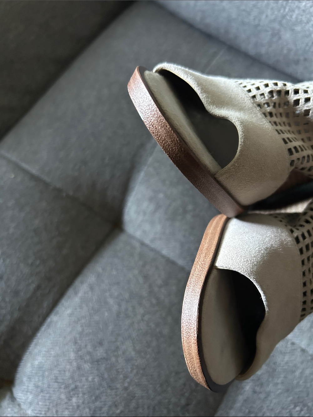 vince camuto FRITZEY BOOTIE women’s size 8 - Picture 8 of 13